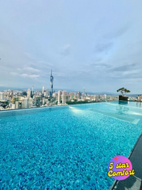 5 Star Comfort Riveria City KL Sentral 4 pax infinity pool
